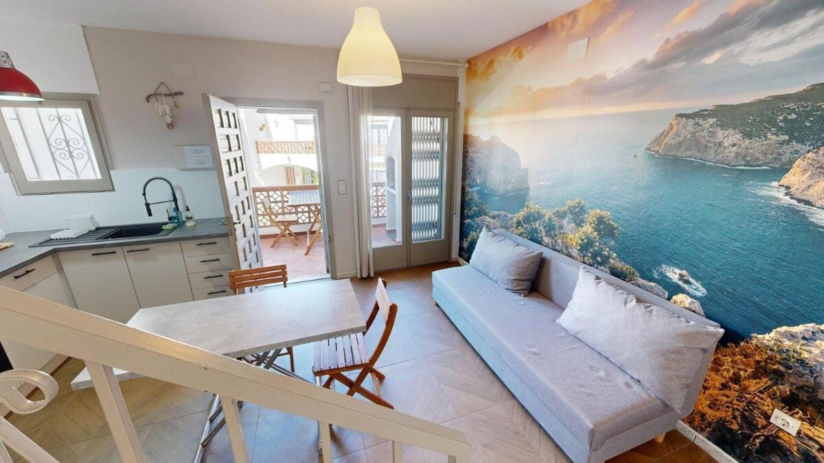 Maison Dans Piscine Hébergement de vacances *